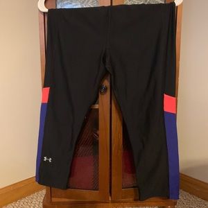 Under Armour running leggings cropped.
